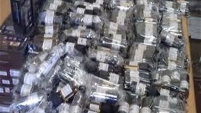 جمارك سفاجا تضبط 5 محاولات تهرب جمركي لكمية من الملابس ومستحضرات التجميل