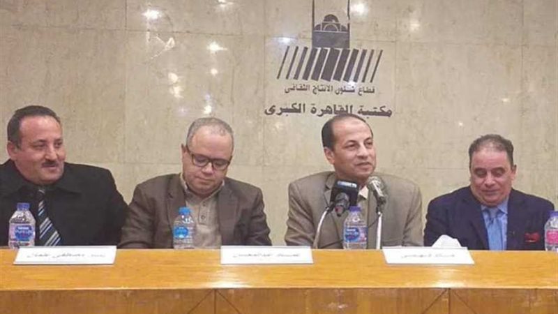 مثقفون يؤكدون على