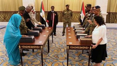 تعليق التفاوض بين الحكومة السودانية و 