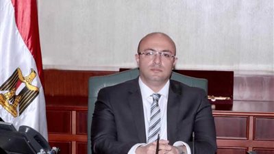 محافظ بني سويف يطمئن على استعدادات القطاعات الحيوية لاستقبال أعياد رأس السنة وعيد الميلاد