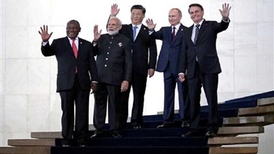 روسيا تتسلم رئاسة مجموعة 