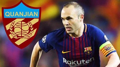 إنيستا..فنان برشلونة السابق ما زال قادرا على اقتناص البطولات