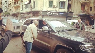 القاهرة تواصل شفط مياه أمطارها