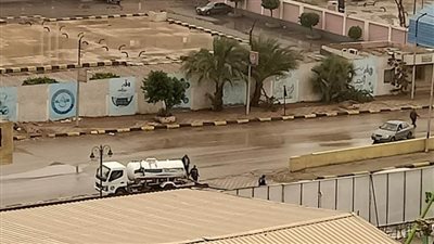 سحب مياه الأمطار تحت الكباري ببني سويف 