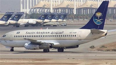 السعودية تعلق سفر المواطنين والمقيمين والرحلات الجوية  