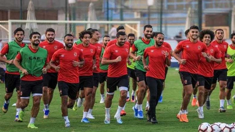 الأهلي يواصل تدريباته