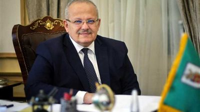 رئيس جامعة القاهرة: توفير كافة الخدمات اللوجستية للطلاب خلال الامتحانات