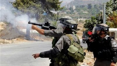 الاحتلال الإسرائيلي يصيب فتى فلسطيني بالرصاص جنوب بيت لحم