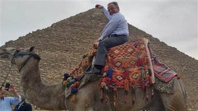 رئيس الاتحاد الدولي لكمال الأجسام: مصر أم الدنيا والأهرامات معجزة