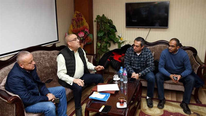 وزير الاسكان ونوابه