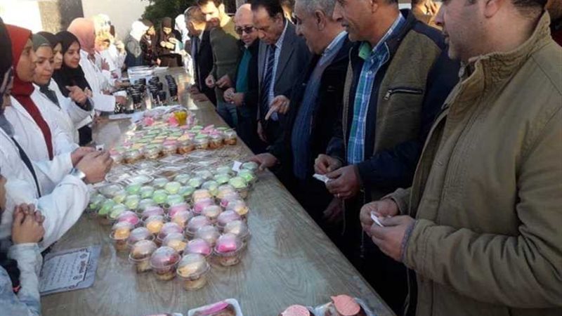 طلاب الاقتصاد المنزلي