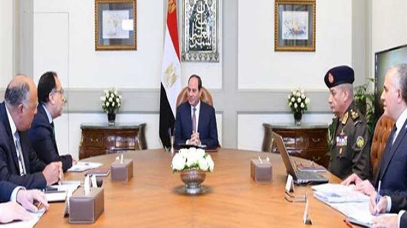 الرئيس السيسي يبحث