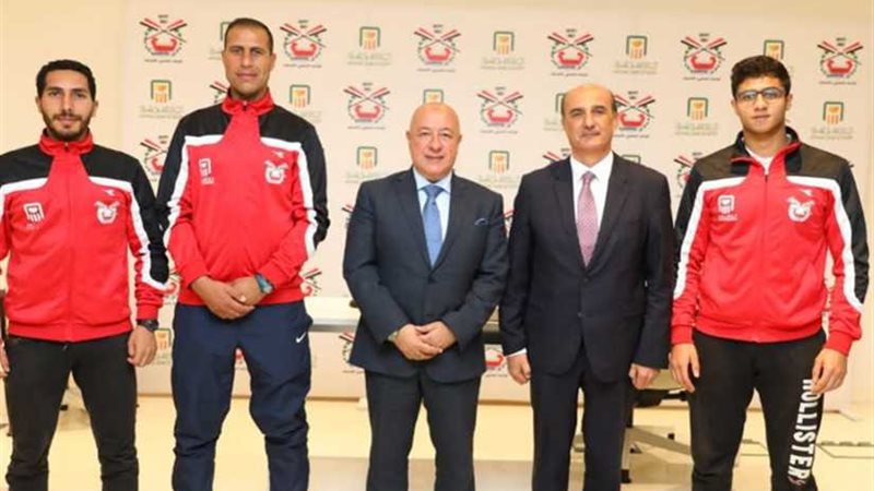 بالصور..  الأهلي