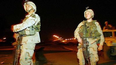 هجوم صاروخي قرب قاعدتين عراقيتين تضم أميركيين