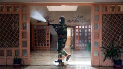 وزارة النقل التونسية تدعو إلى سرعة إجلاء الرعايا التونسيين والفرنسيين