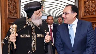 رئيس الوزراء يهنئ البابا تواضروس بـ