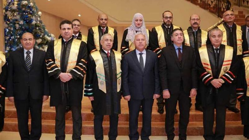 بالصور.. الوزير وعبد