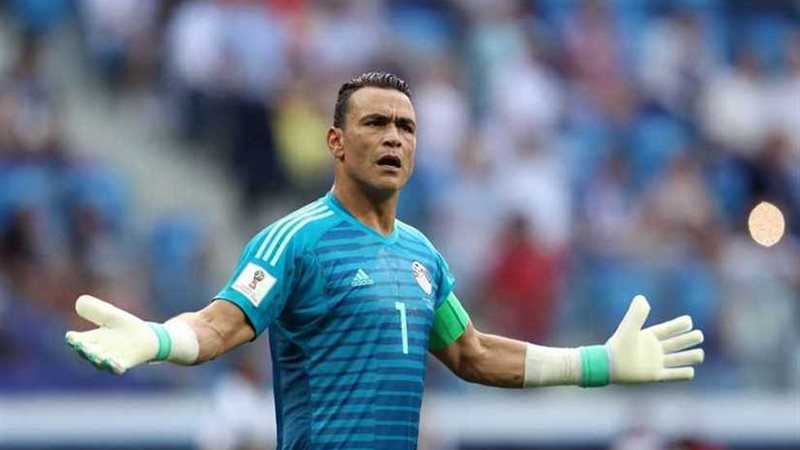 «الحضري» يعتذر عن