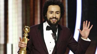 ممثل مصري يحصد جائزة جولدن جلوب 