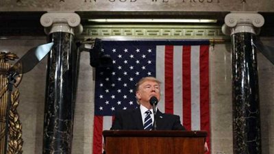 ترامب يهدد بعقوبات على بغداد: لن نغادر العراق إلا إذا دفع ثمن القاعدة الأمريكية