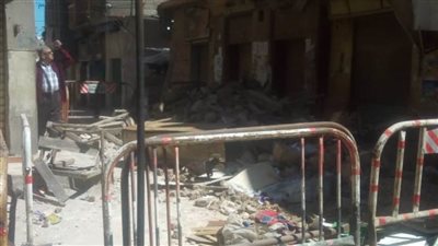 انهيار عقار قديم غرب الإسكندرية