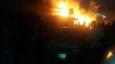 تفحم جثة طفل وإصابة 3 أشخاص بالاختناق بالبحيرة