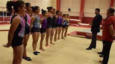 فريق طبي من 