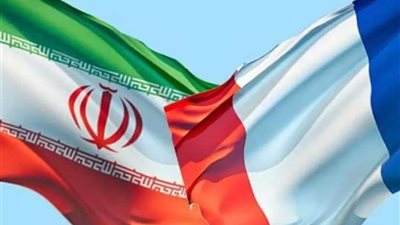 فرنسا تطالب إيران بضبط النفس