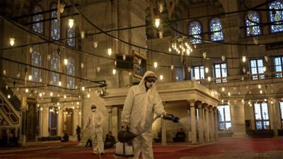 تركيا تكتشف 29 حالة إصابة بكورونا.. وتعلق صلاة الجماعة