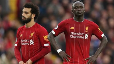 «كورونا» ينذر بتهاوى صلاح مع ليفربول من على عرش المليارات  