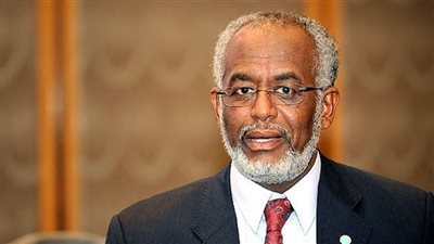 النيابة العامة السودانية تأمر بالقبض على وزير الخارجية الأسبق
