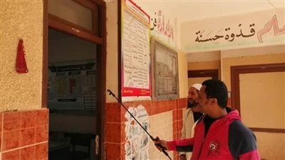 تعقيم المدارس والإدارات التعليمية بـ