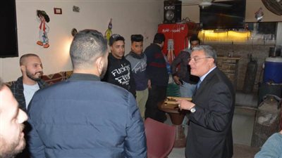 محافظ المنيا يتابع تنفيذ قرار منع تدخين الشيشة