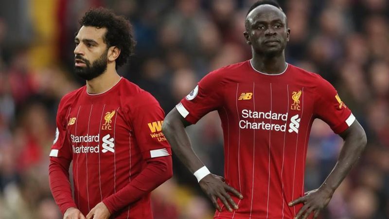 ماني وصلاح بقميص