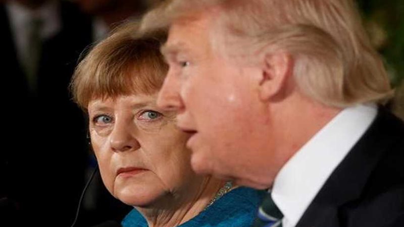 ميركل وترامب يبحثان