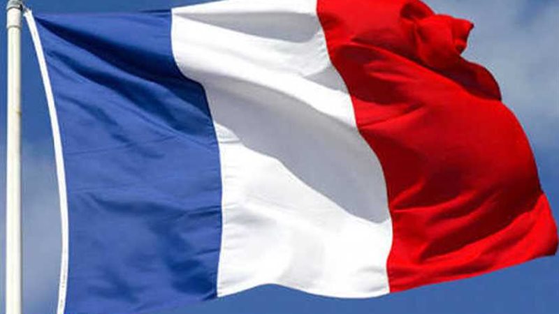 فرنسا تناشد رعاياها