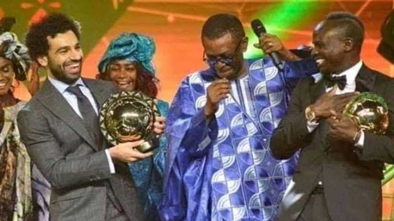 محمد صلاح يهنئ ماني