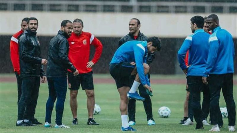 الأهلي يفتتح تدريباته