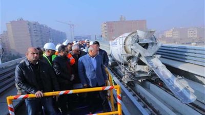 وزير النقل يتابع معدلات تنفيذ المرحلة الرابعة للخط الثالث للمترو.. ويتفقد محطات القطار الكهربائي