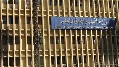 الحكومة تنفي نقص السلع الأساسية