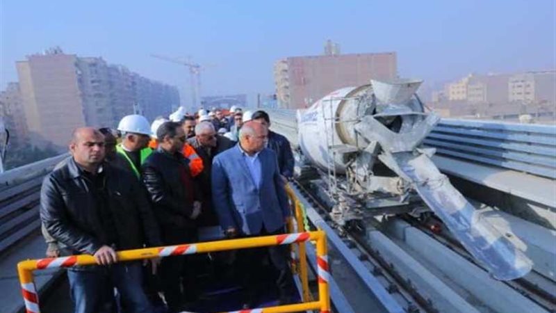 وزير النقل يتابع