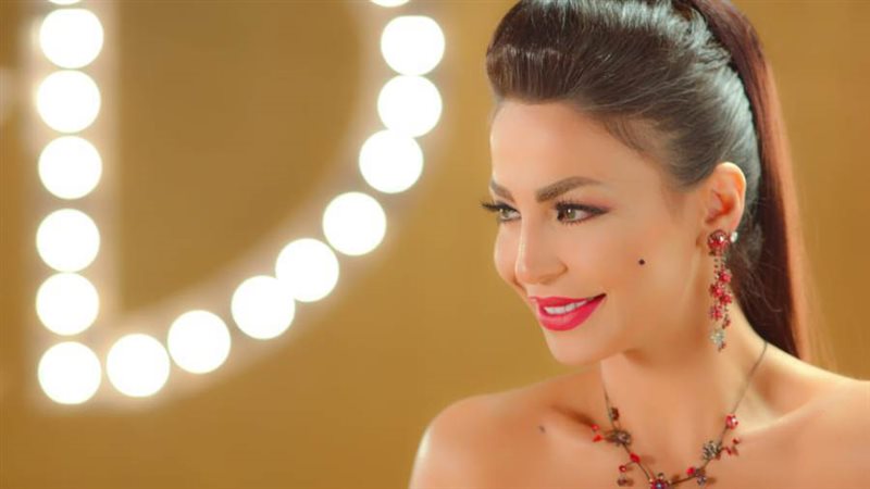 الفنانة اللبنانية