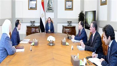 الرئيس السيسي يوجه بتقديم الدعم للشعب وخاصة العمالة غير المنتظمة والفئات الأكثر احتياجًا