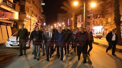 محافظ المنوفية يتابع غلق المقاهي والمحال بشبين الكوم