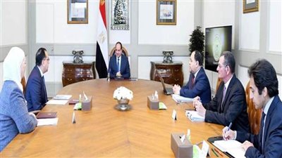موجز 24 ..  الرئيس السيسي يوجه بتقديم الدعم للشعب وخاصة العمالة غير المنتظمة والفئات الأكثر احتياجًا