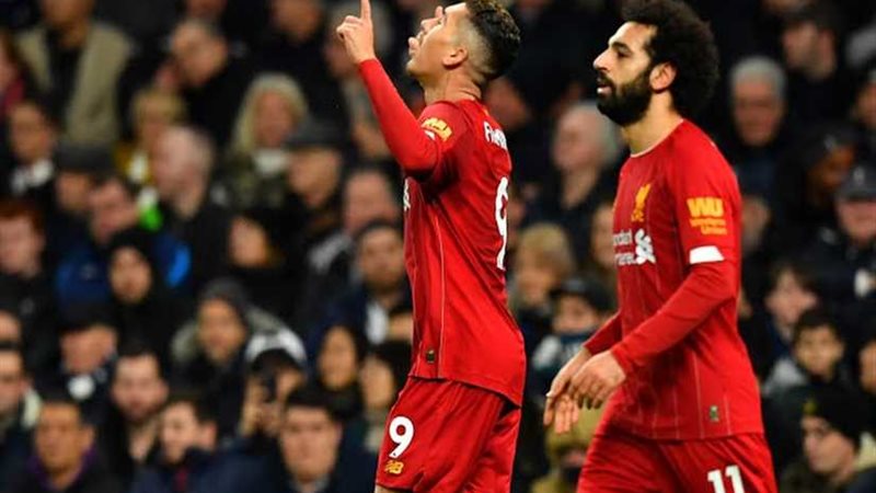 «صلاح» يصنع و«فيرمينيو»