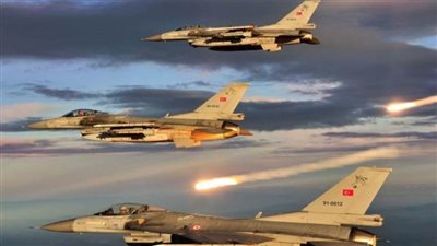 طائرات تركية تشن عدوانًا على مناطق بإقليم كردستان عبر غارات مكثفة