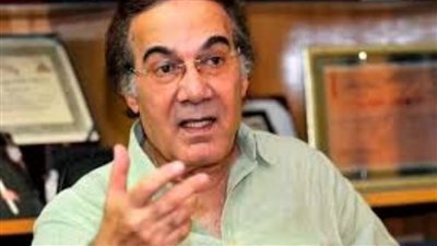 نجل محمود ياسين يعلق على وفاة والده