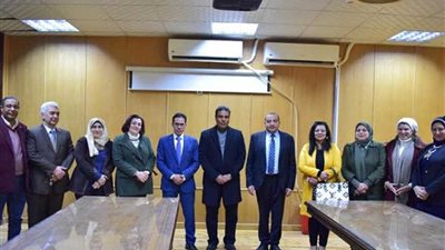 رئيس جامعة بني سويف يترأس اجتماع مجلس كلية الإعلام