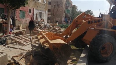  حملة مكبرة لإزالة العشوائيات بالعاشر من رمضان